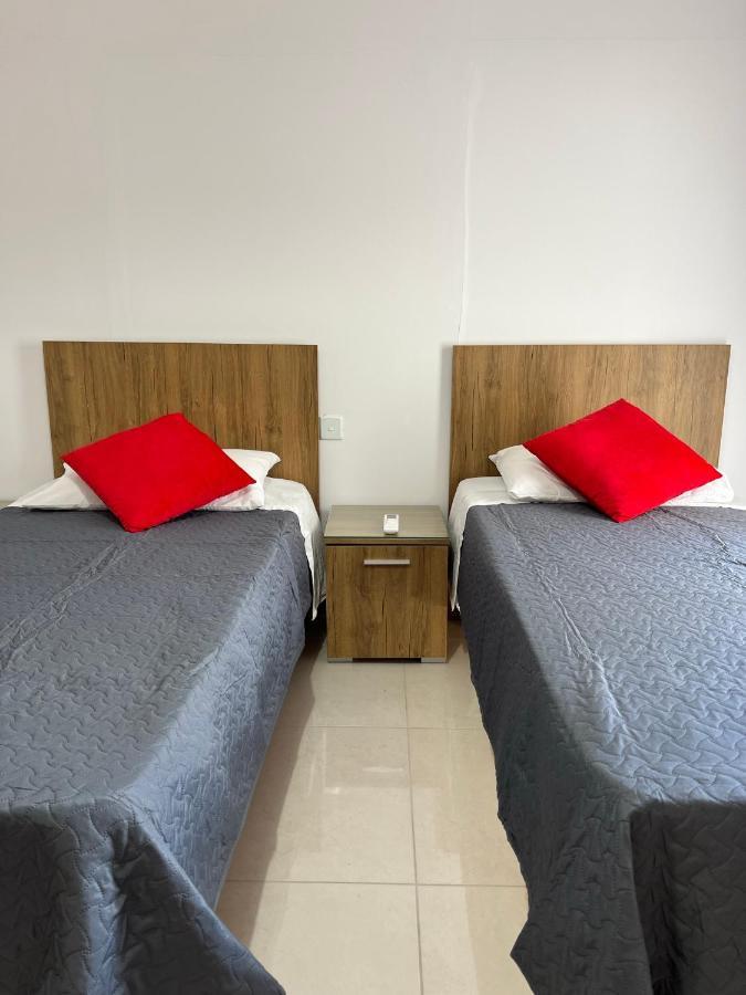 Room With Private Bathroom Слима Экстерьер фото